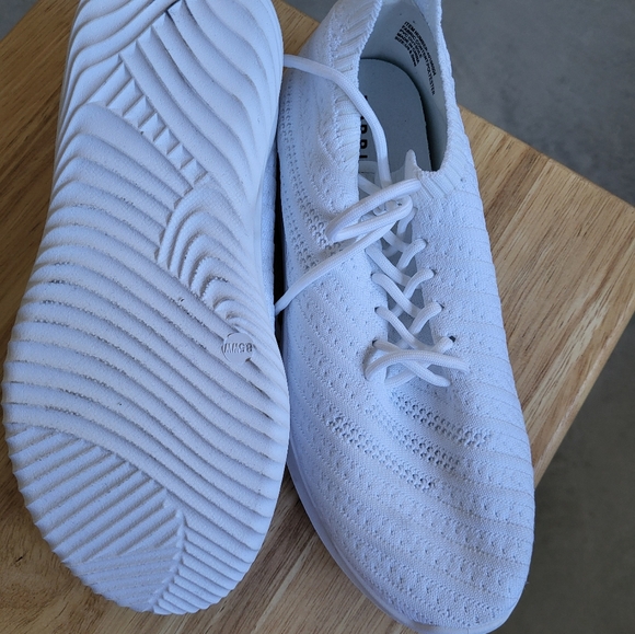 Torrid white sneakers - Picture 2 of 2